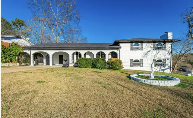 $324,900 | 130 Sycamore Drive, Rossville, GA 30741