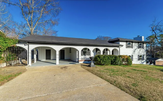 $324,900 | 130 Sycamore Drive, Rossville, GA 30741