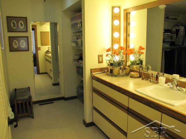 4588 North Raucholz Road Hemlock, MI 48626 - Photo 17 of 28 20361990-16.JPG