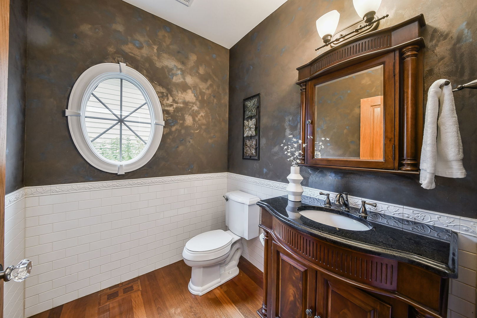 821 Wellner Road Naperville, IL 60540 - Photo 17 of 56