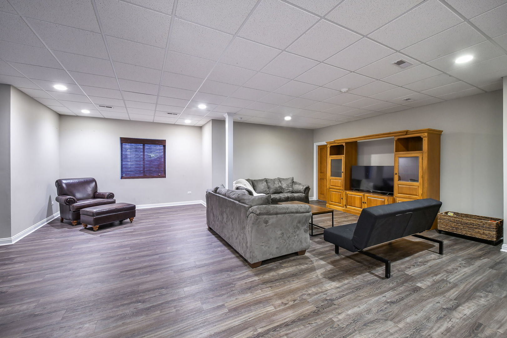 821 Wellner Road Naperville, IL 60540 - Photo 34 of 56