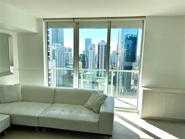 $4,500 | 55 Southeast 6th Street, Unit 3902, Miami, FL 33131
