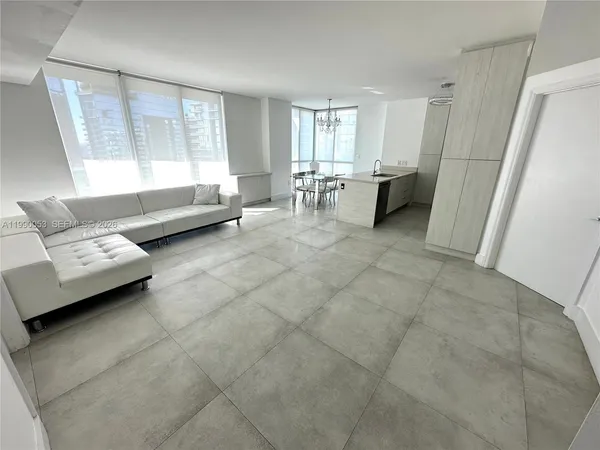 $4,500 | 55 Southeast 6th Street, Unit 3902, Miami, FL 33131