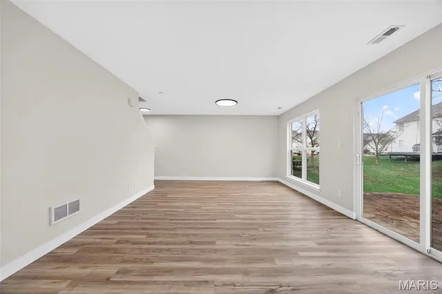 $261,000 | 204 Waterside Crossing Court, St. Peters, MO 63376