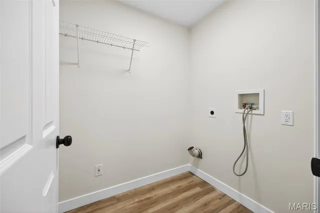 $261,000 | 204 Waterside Crossing Court, St. Peters, MO 63376