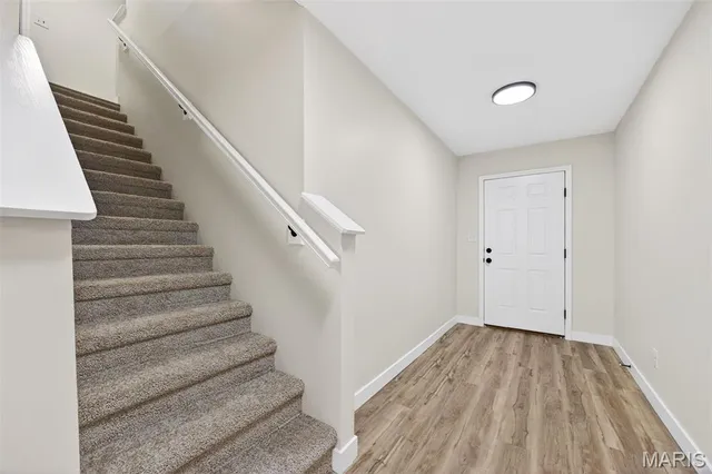 $261,000 | 204 Waterside Crossing Court, St. Peters, MO 63376