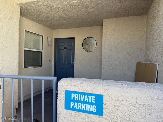 $1,650 | 6250 West Flamingo Road, Unit 88, Las Vegas, NV 89103