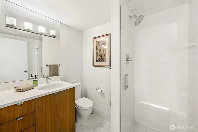 $570,000 | 1120 8th Avenue, Unit 1701, Seattle, WA 98101