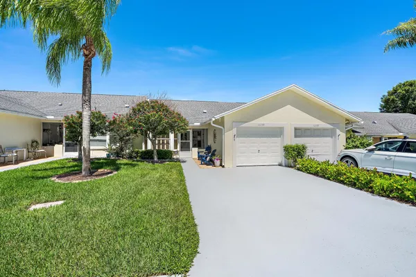 $2,400 | 11139 Southeast Sea Pines Circle, Hobe Sound, FL 33455