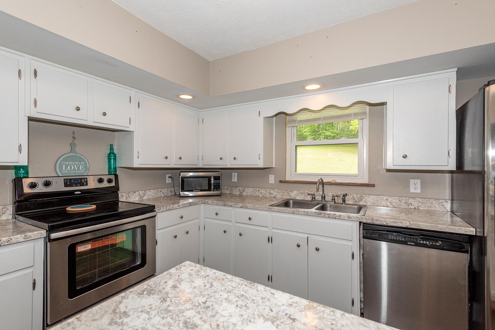 8911 West Emory Road Knoxville, TN 37931 - Photo 12 of 31 Gallery Image 12