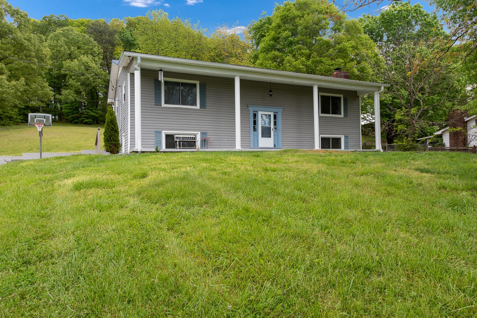 8911 West Emory Road Knoxville, TN 37931 - Photo 2 of 31 Gallery Image 2