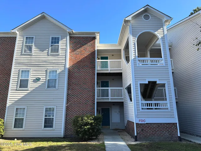 $1,600 | 902 Litchfield Way, Unit K, Wilmington, NC 28405