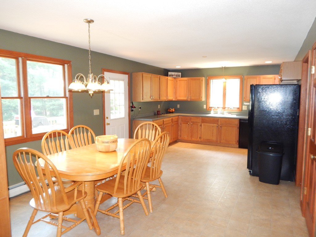 129 Boston Road Palmer, MA 01069 - Photo 4 of 23 a dining room with furniture and window