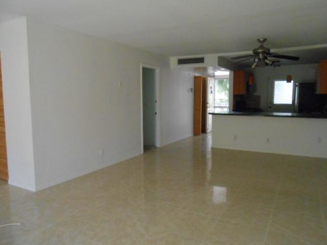 5700 Northwest 2nd Avenue, Unit 207 Boca Raton, FL 33487 - Photo 10 of 17 Dining area