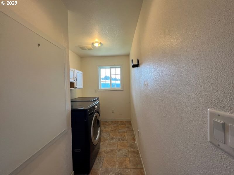 94640 Grange Road Gold Beach, OR 97444 - Photo 13 of 48