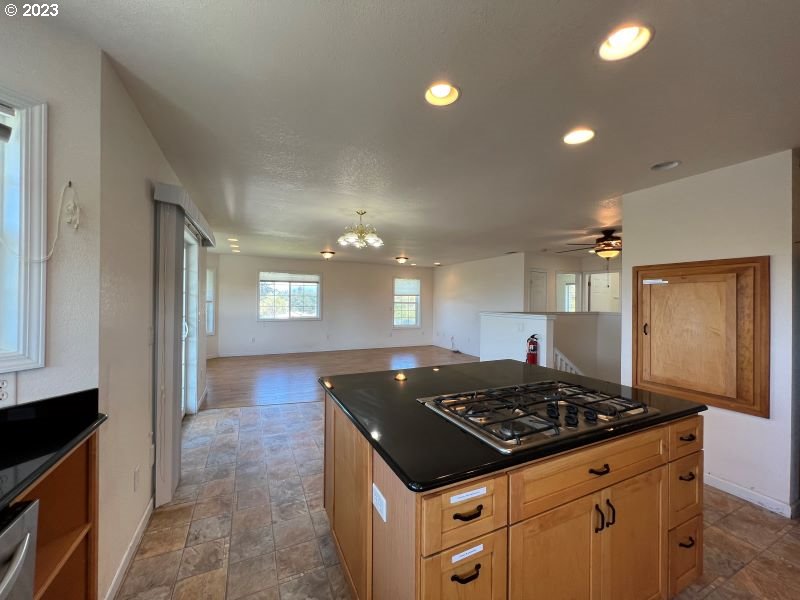 94640 Grange Road Gold Beach, OR 97444 - Photo 14 of 48