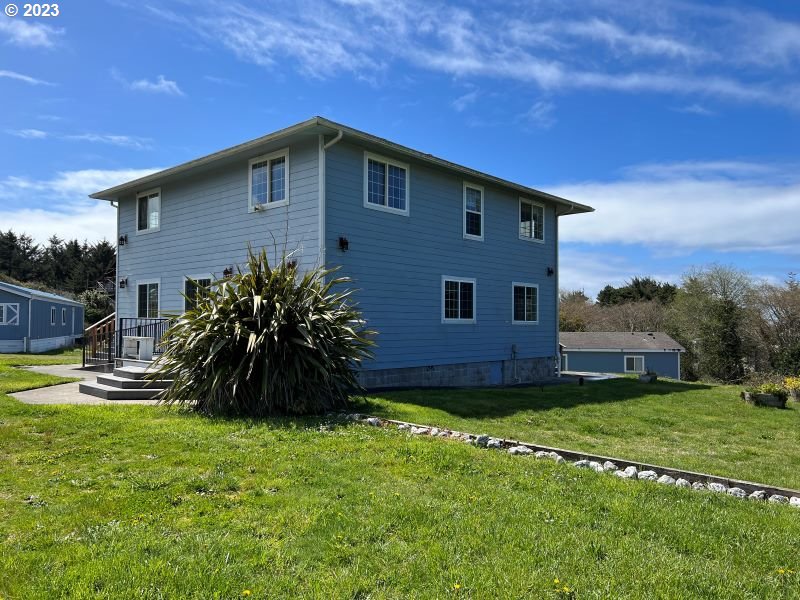 94640 Grange Road Gold Beach, OR 97444 - Photo 2 of 48