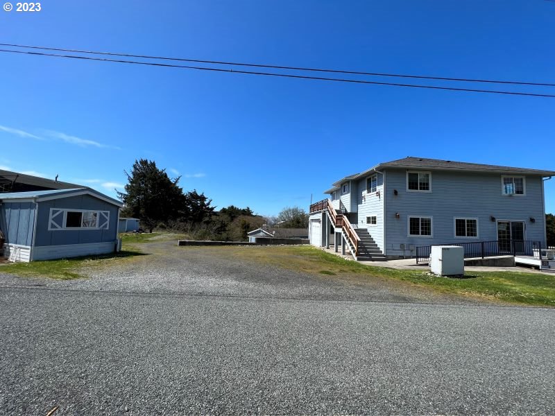 94640 Grange Road Gold Beach, OR 97444 - Photo 3 of 48