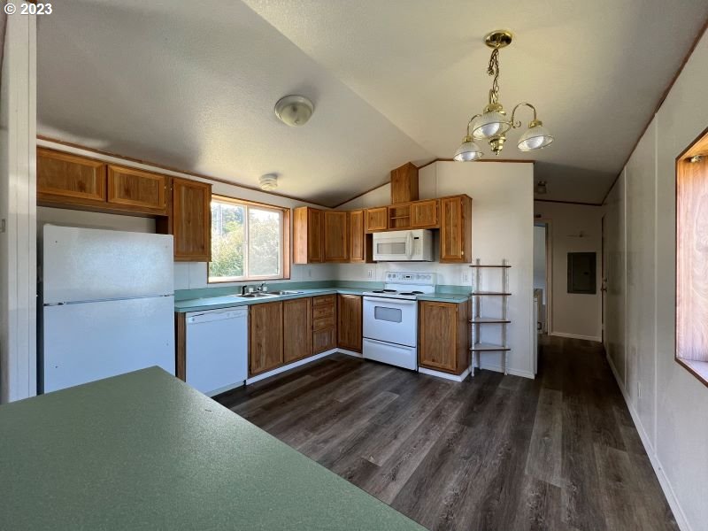 94640 Grange Road Gold Beach, OR 97444 - Photo 31 of 48