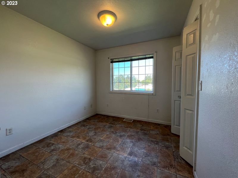 94640 Grange Road Gold Beach, OR 97444 - Photo 6 of 48