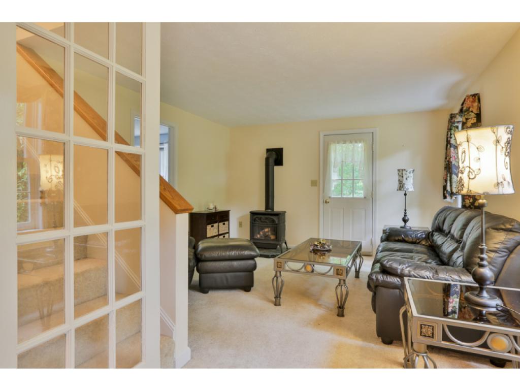 10 Hope Hill Road Derry, NH 03038 - Photo 20 of 32