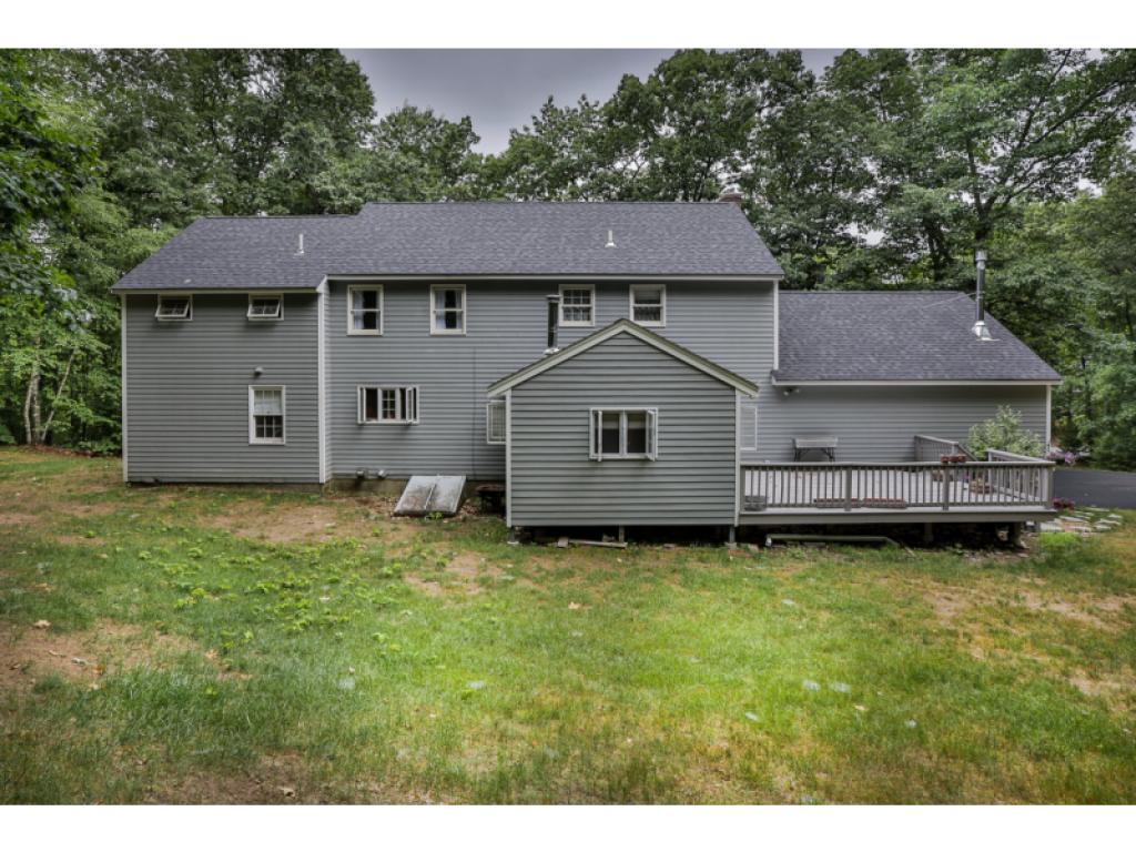 10 Hope Hill Road Derry, NH 03038 - Photo 3 of 32