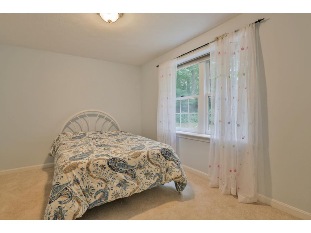 10 Hope Hill Road Derry, NH 03038 - Photo 27 of 32