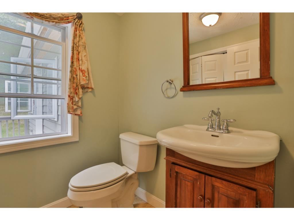 10 Hope Hill Road Derry, NH 03038 - Photo 28 of 32