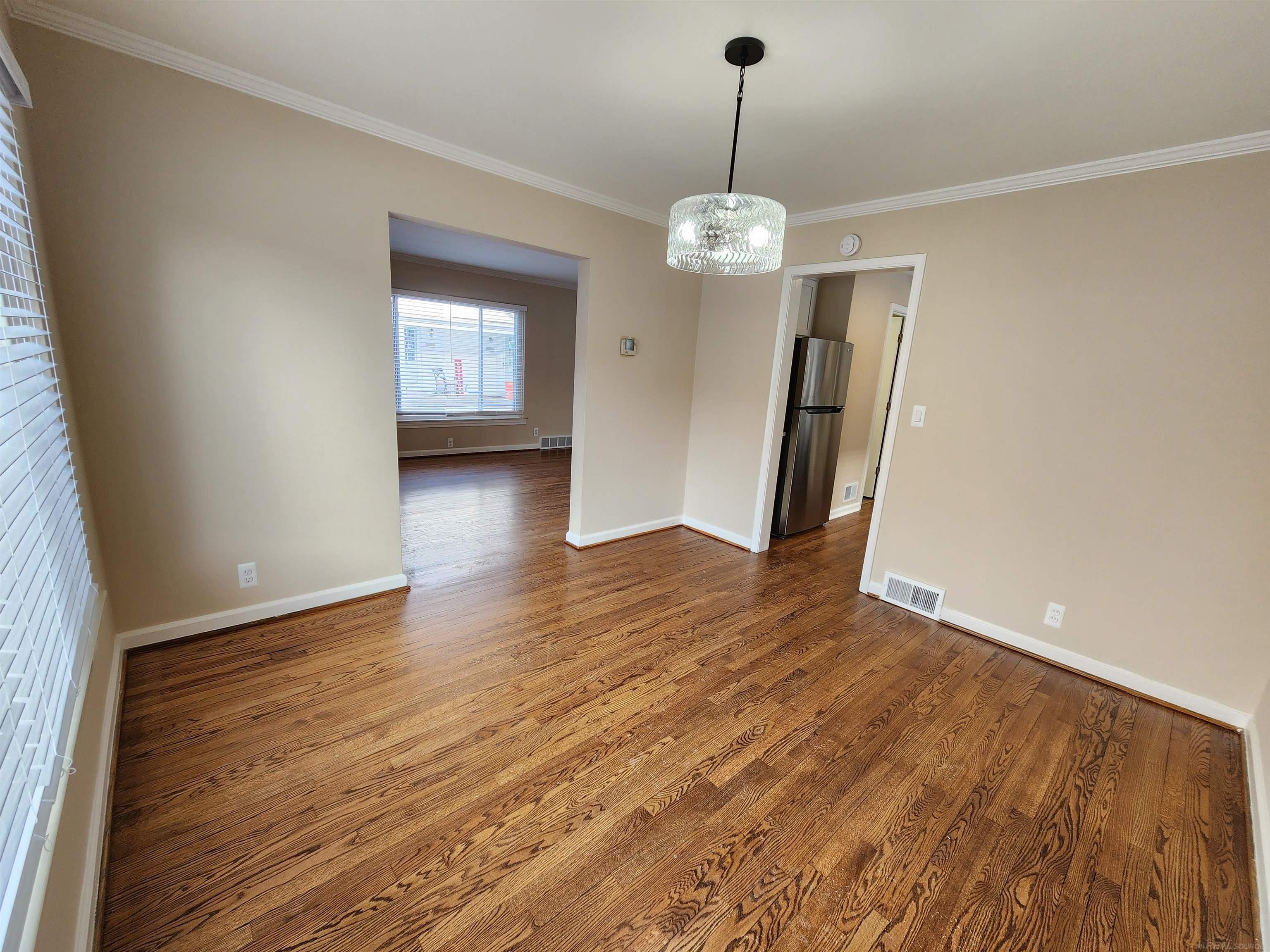343 Rivard Boulevard Grosse Pointe, MI 48230 - Photo 7 of 31