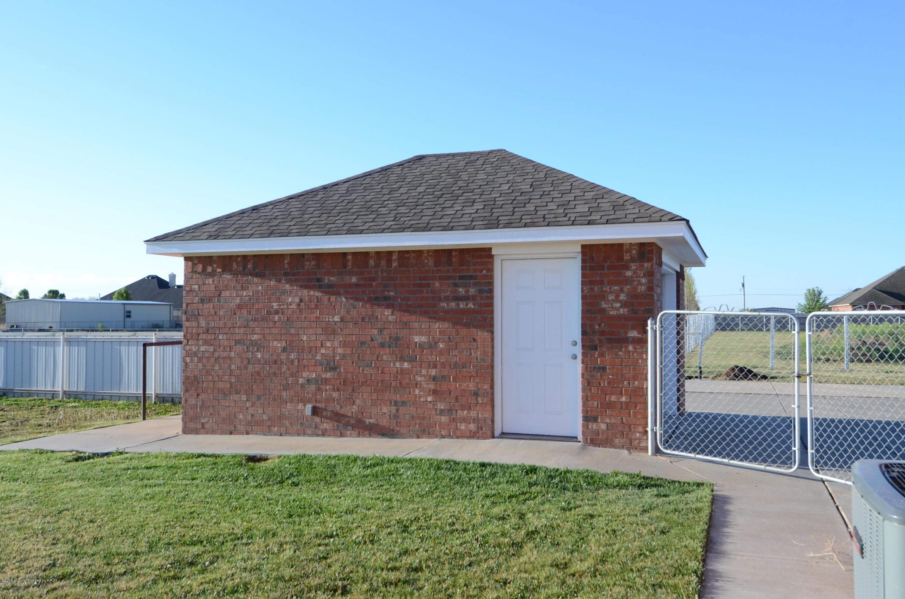 16601 Country Road Canyon, TX 79015 - Photo 22 of 26 22 Detached Garage
