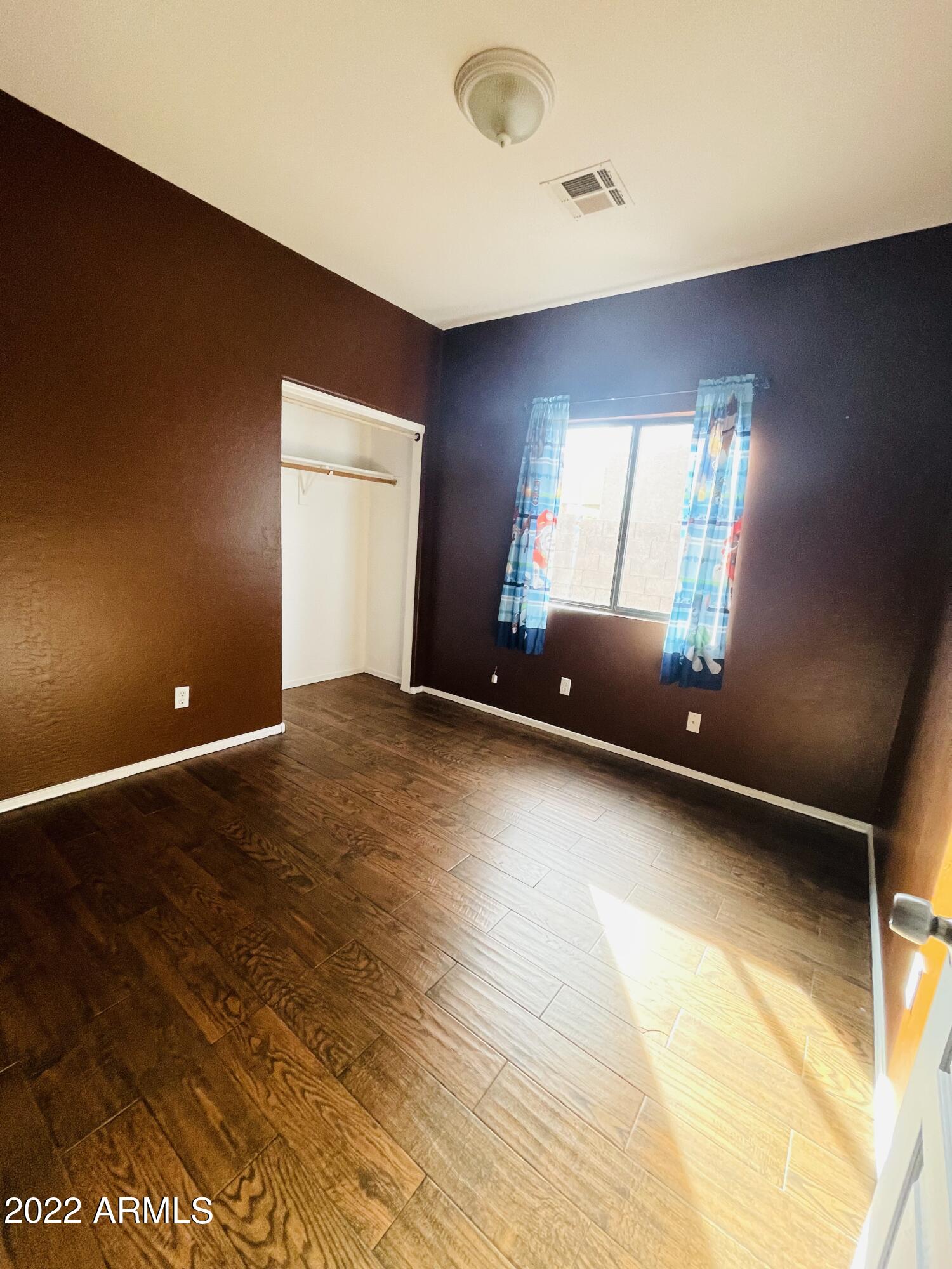1215 West Carson Road Phoenix, AZ 85041 - Photo 12 of 42 Room 3