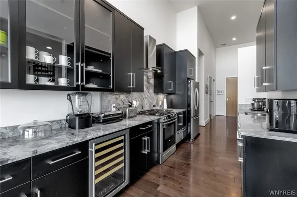 $730,000 | 200 Delaware Avenue, Unit 1604, Buffalo, NY 14202