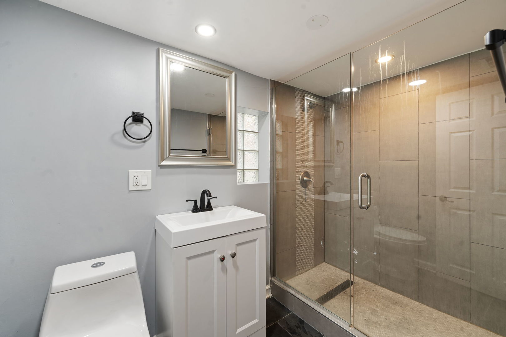 4630 West Montana Street Chicago, IL 60639 - Photo 29 of 40