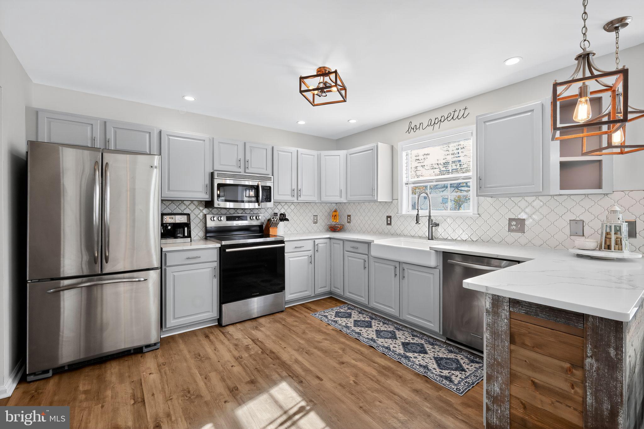 1571 Lane Drive Edgewater, MD 21037 - Photo 2 of 40 Kitchen