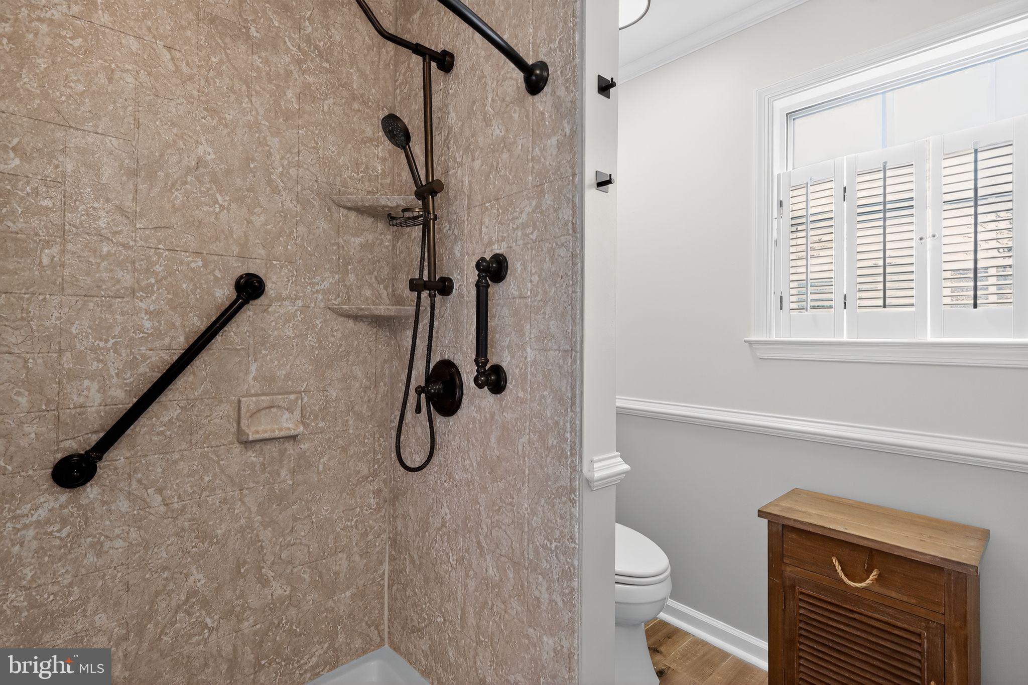 1571 Lane Drive Edgewater, MD 21037 - Photo 20 of 40 Primary Bathroom