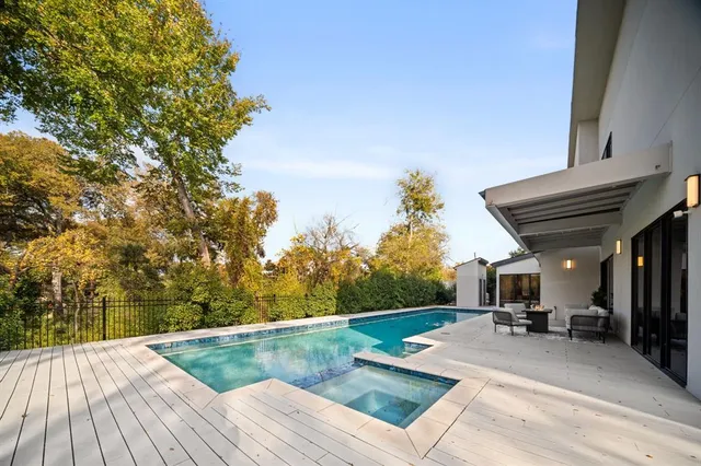a view of a house with pool
