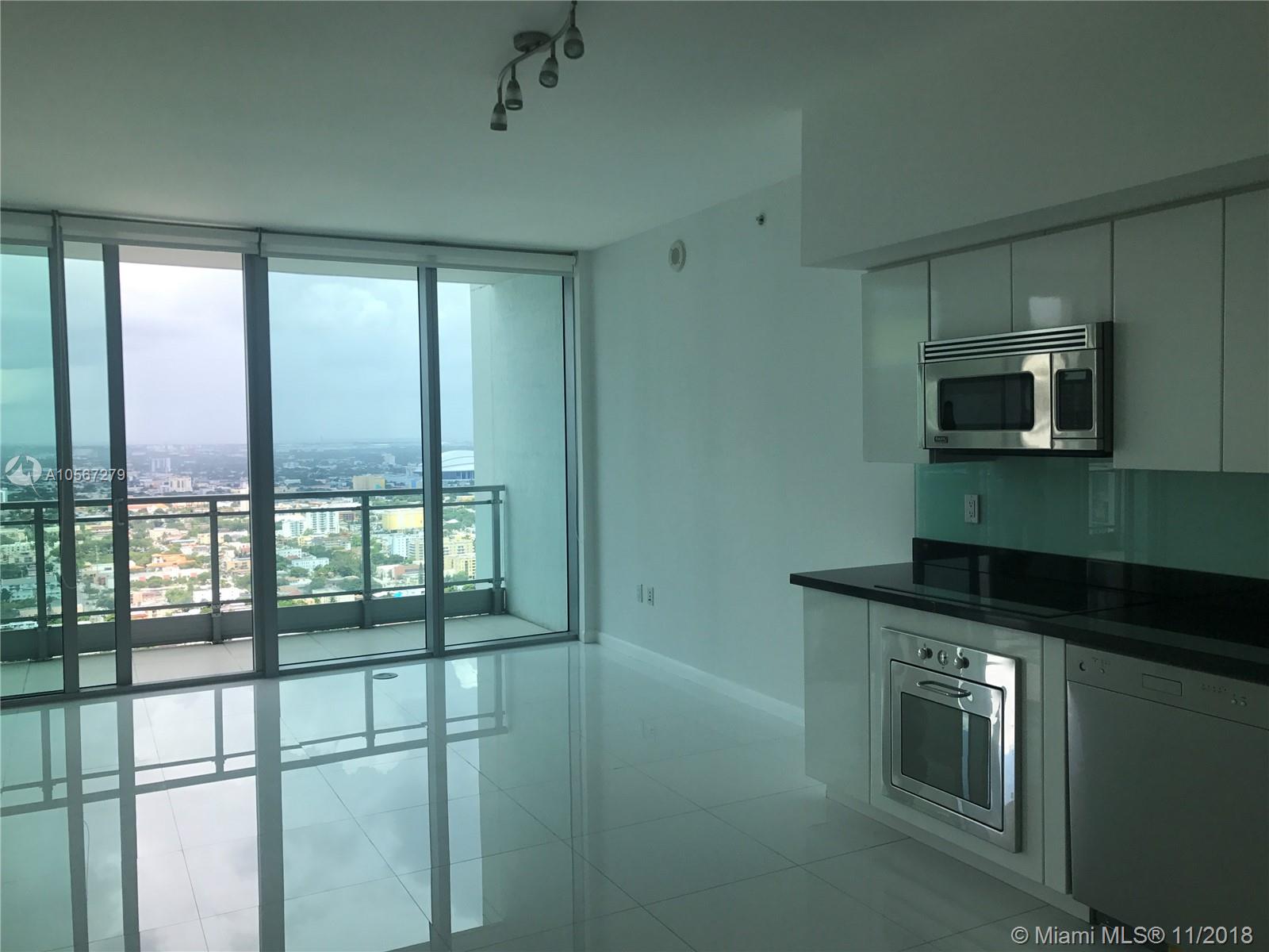92 Southwest 3rd Street, Unit 4408 Miami, FL 33130 - Photo 5 of 10