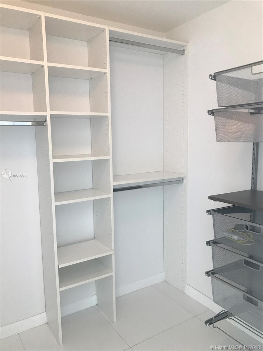 92 Southwest 3rd Street, Unit 4408 Miami, FL 33130 - Photo 6 of 10