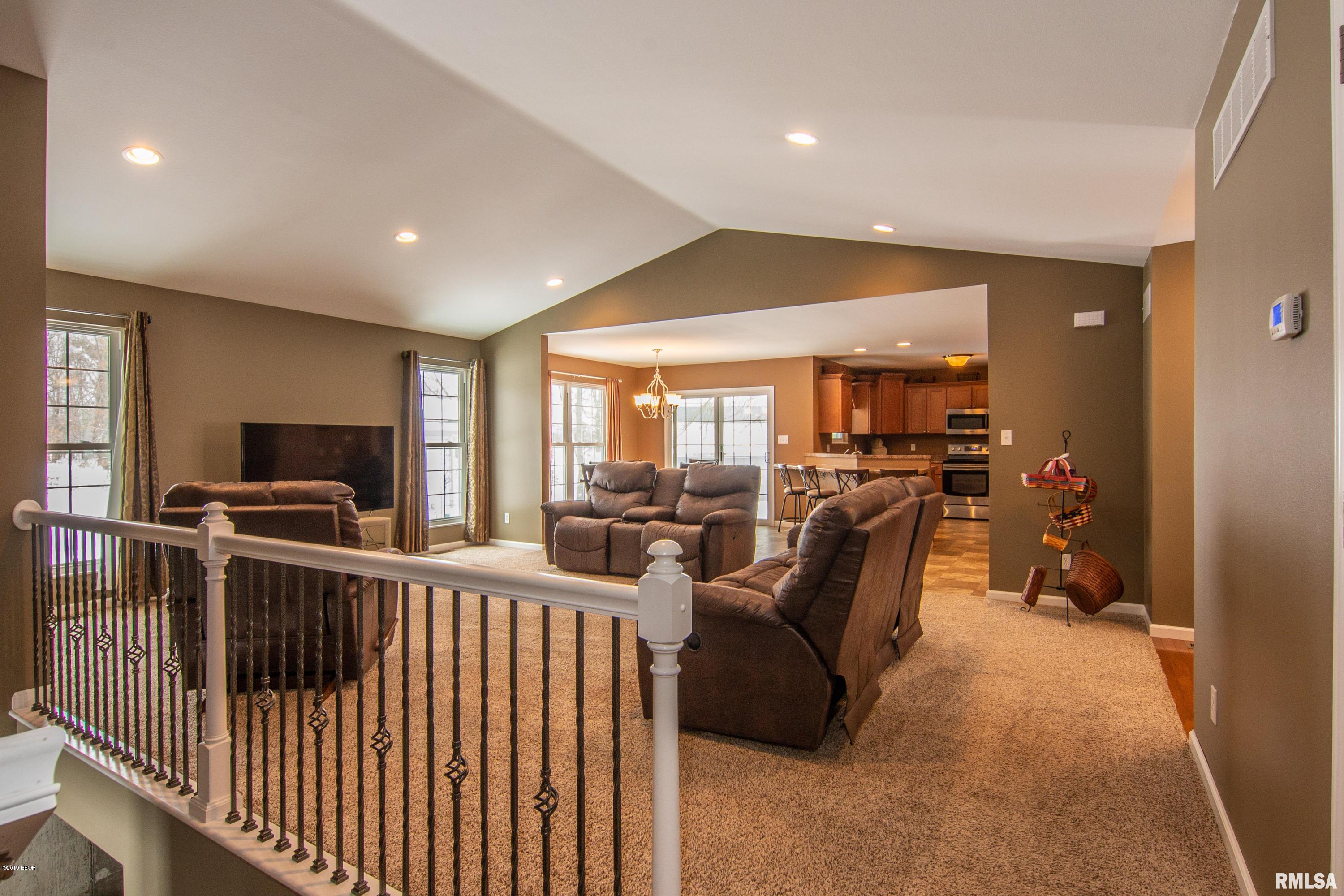 1165 Kimmel Bridge Road Murphysboro, IL 62966 - Photo 5 of 39