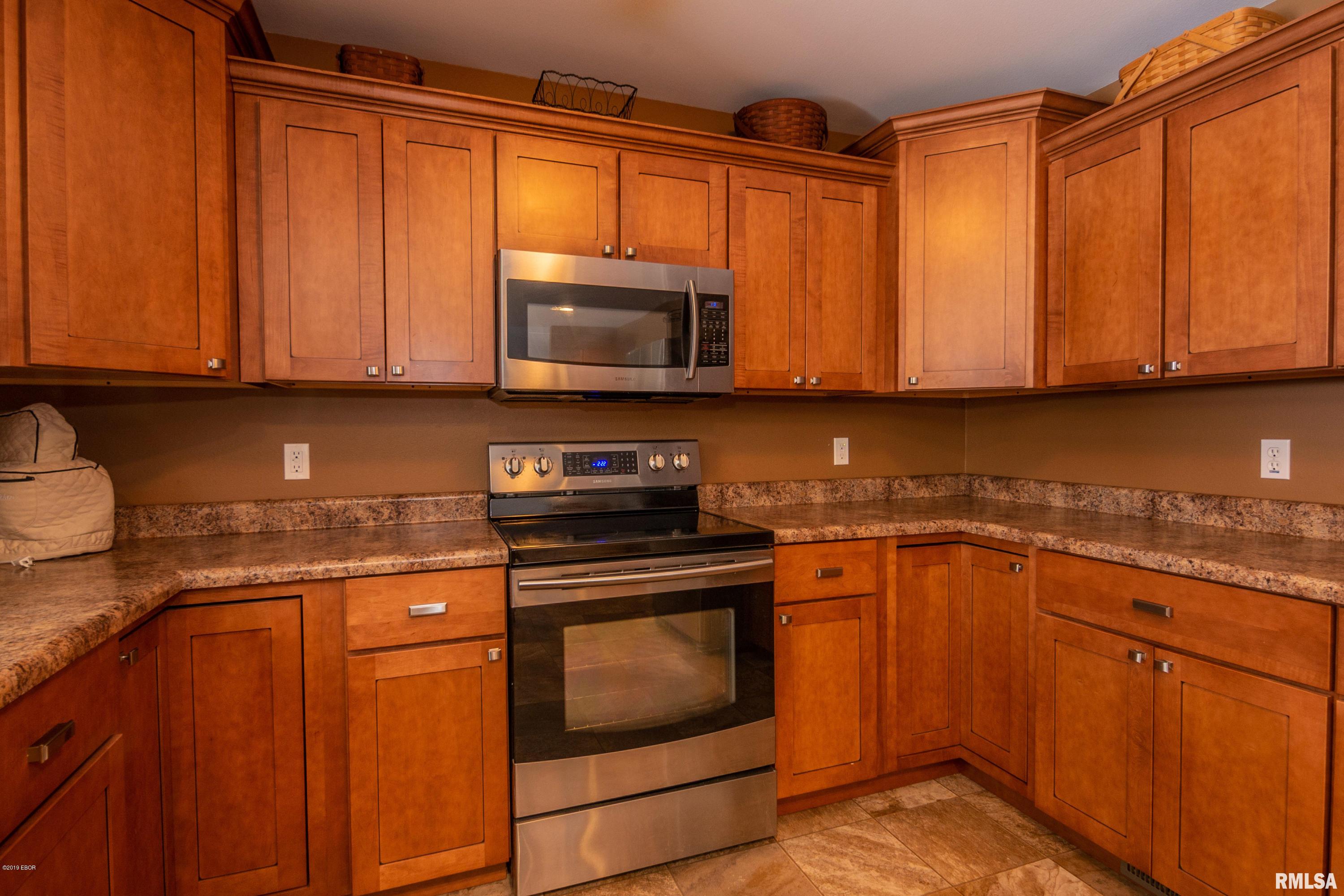 1165 Kimmel Bridge Road Murphysboro, IL 62966 - Photo 9 of 39