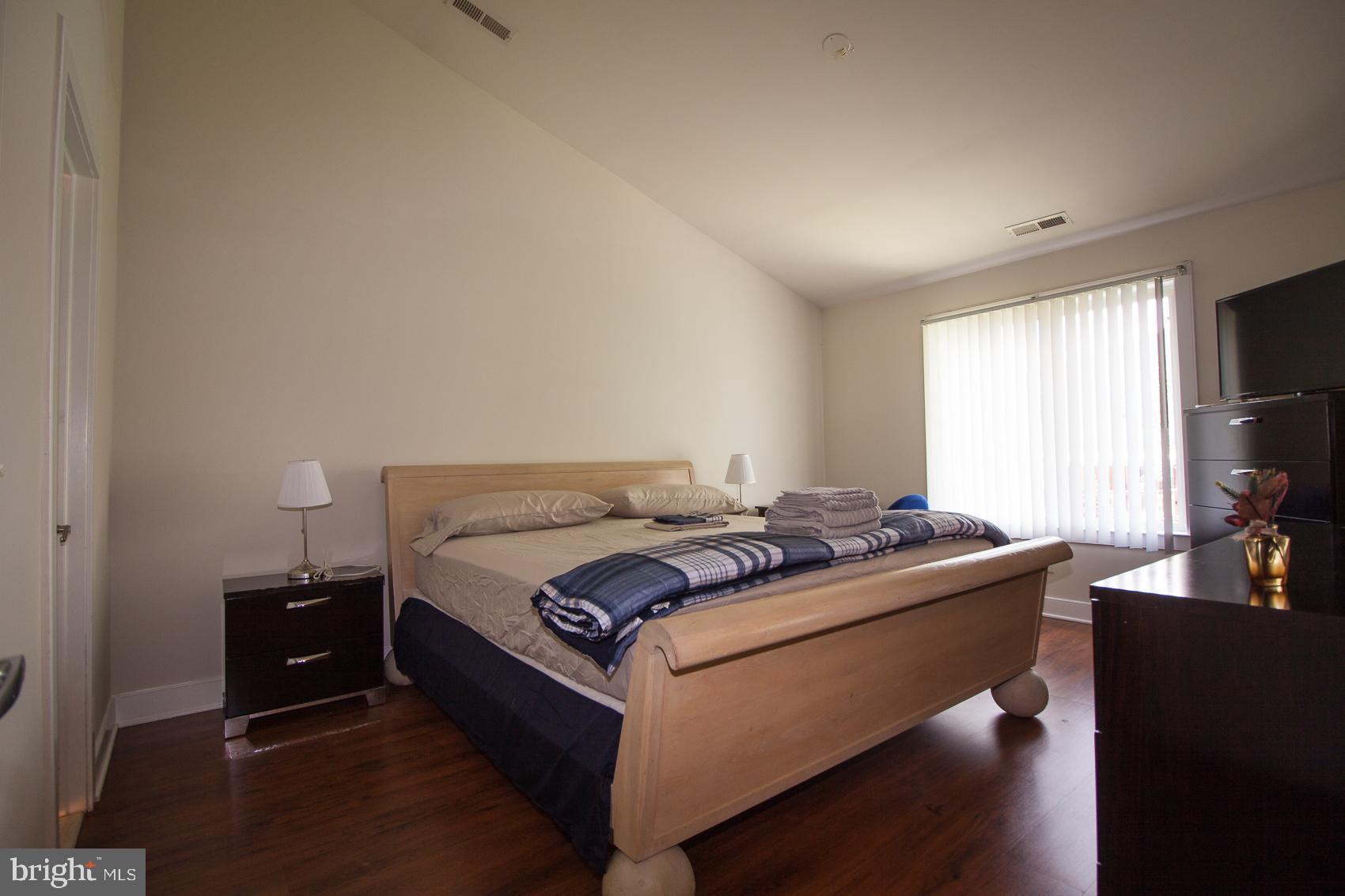 1630 Welsh Road, Unit 40E Philadelphia, PA 19115 - Photo 12 of 40