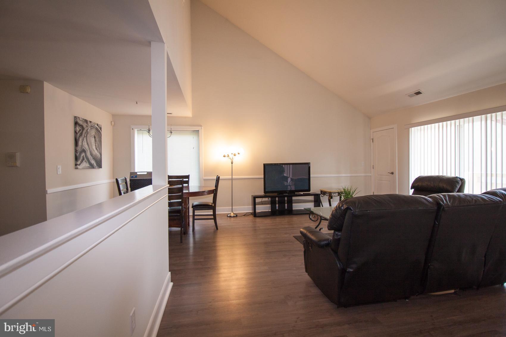 1630 Welsh Road, Unit 40E Philadelphia, PA 19115 - Photo 30 of 40