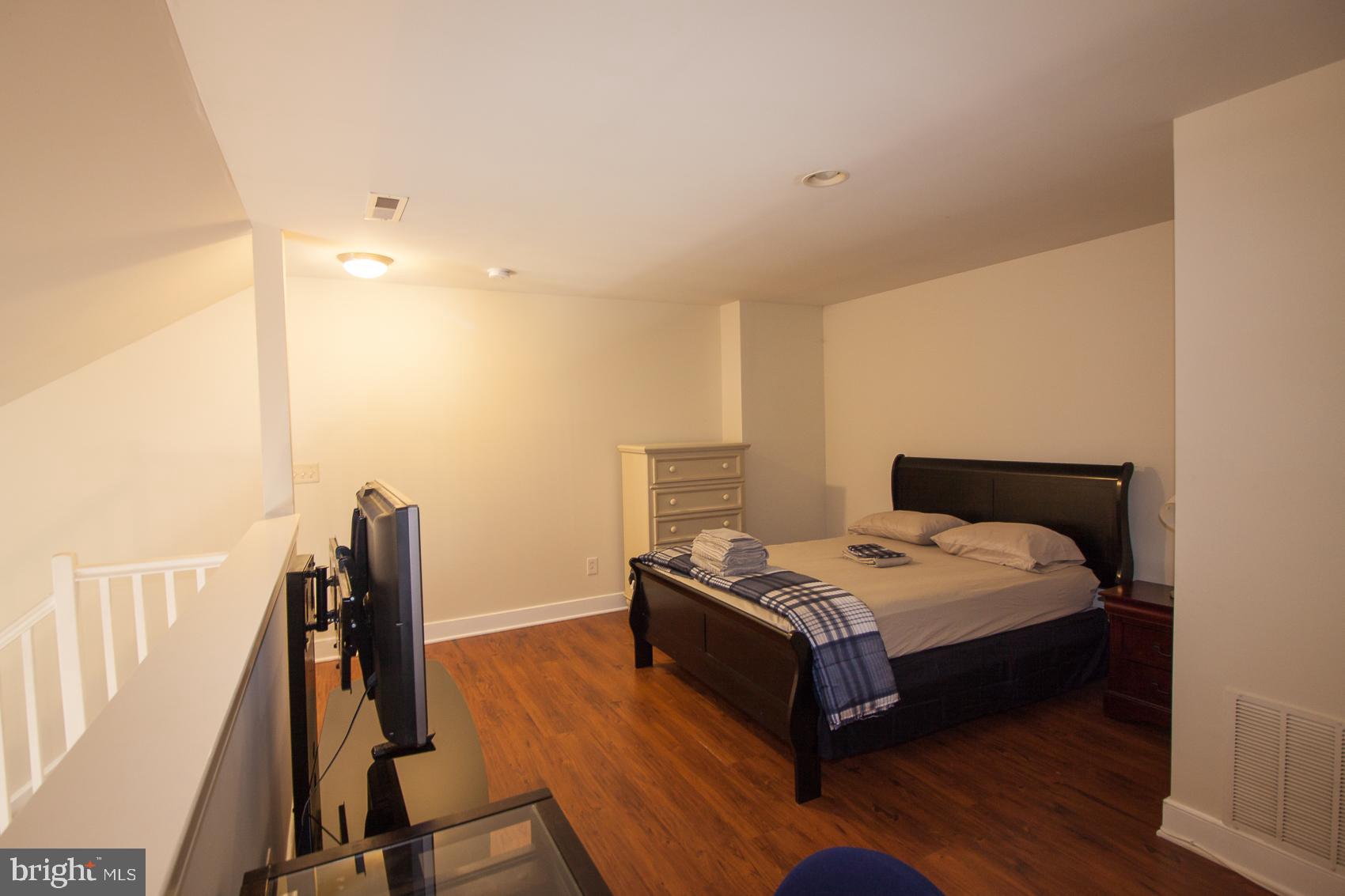 1630 Welsh Road, Unit 40E Philadelphia, PA 19115 - Photo 38 of 40