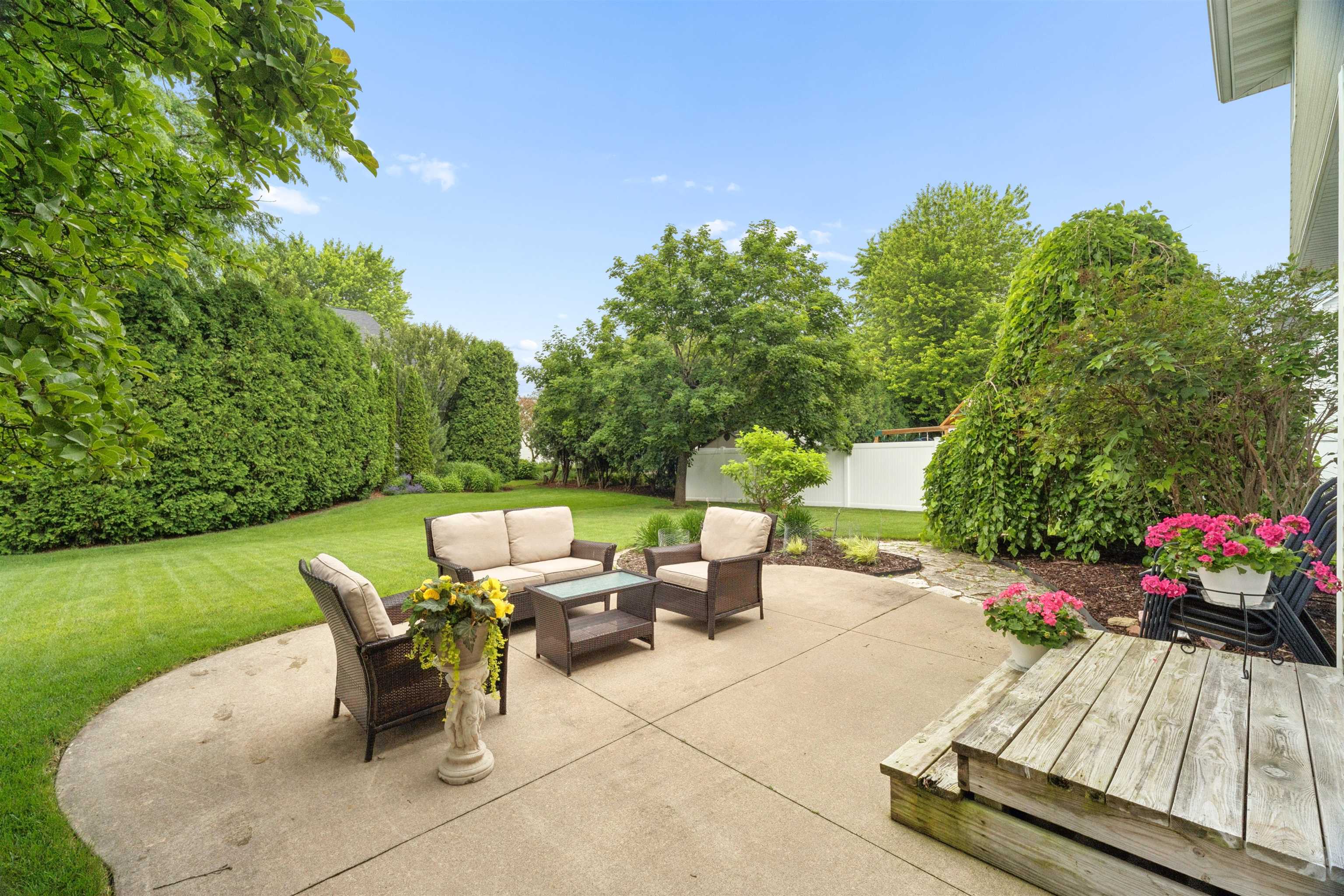 208 East Apple Creek Road Appleton, WI 54913 - Photo 39 of 44
