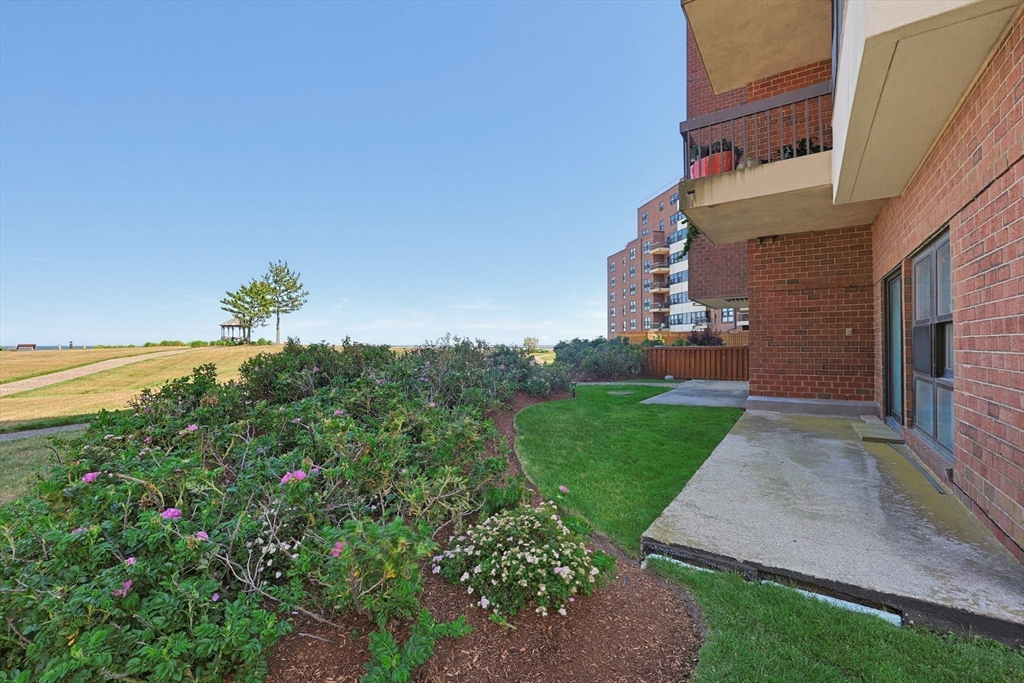 1 Seal Harbor Road, Unit 116 Winthrop, MA 02152 - Photo 24 of 38