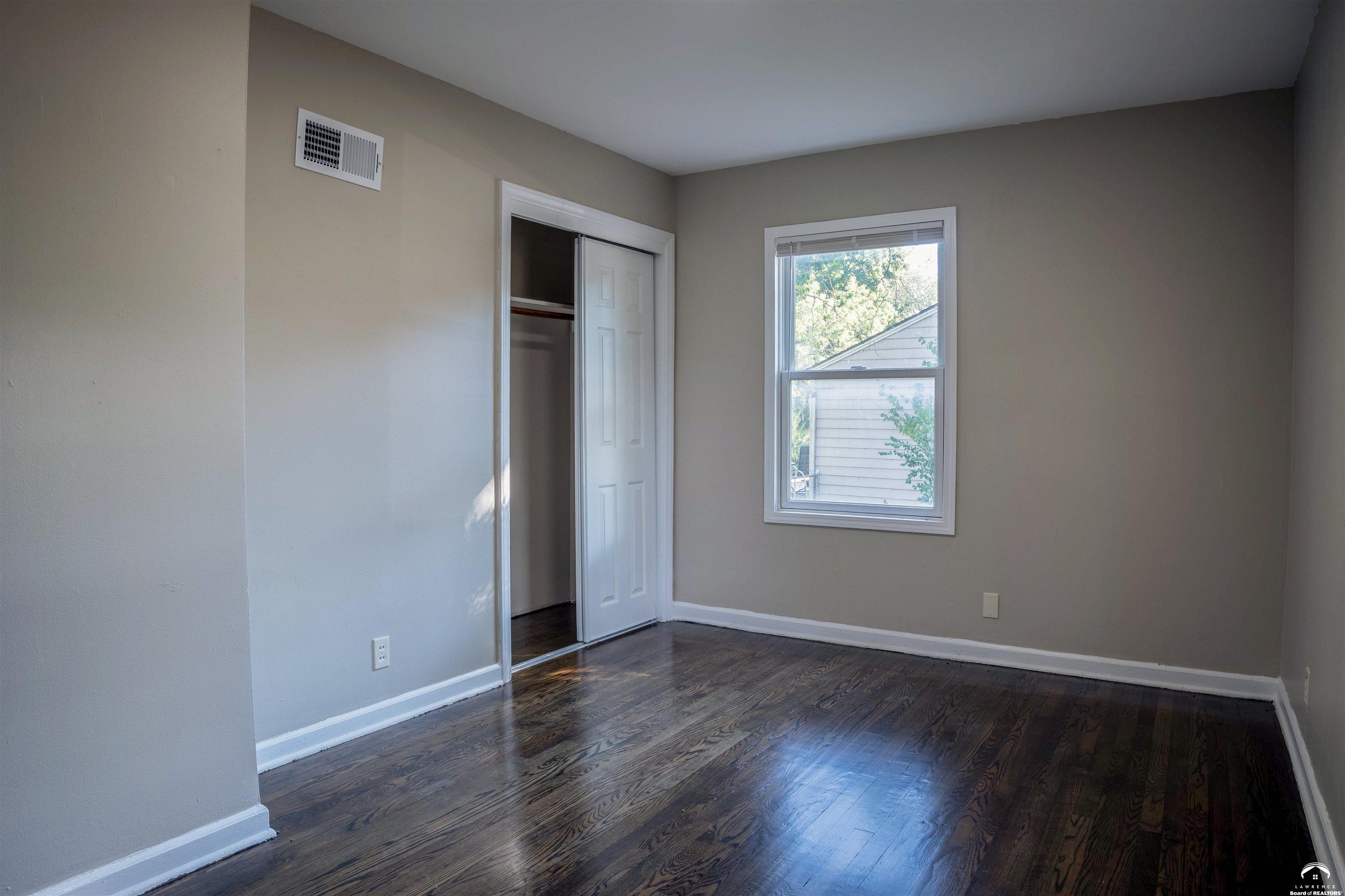 314 Oklahoma Street Lawrence, KS 66046 - Photo 13 of 19