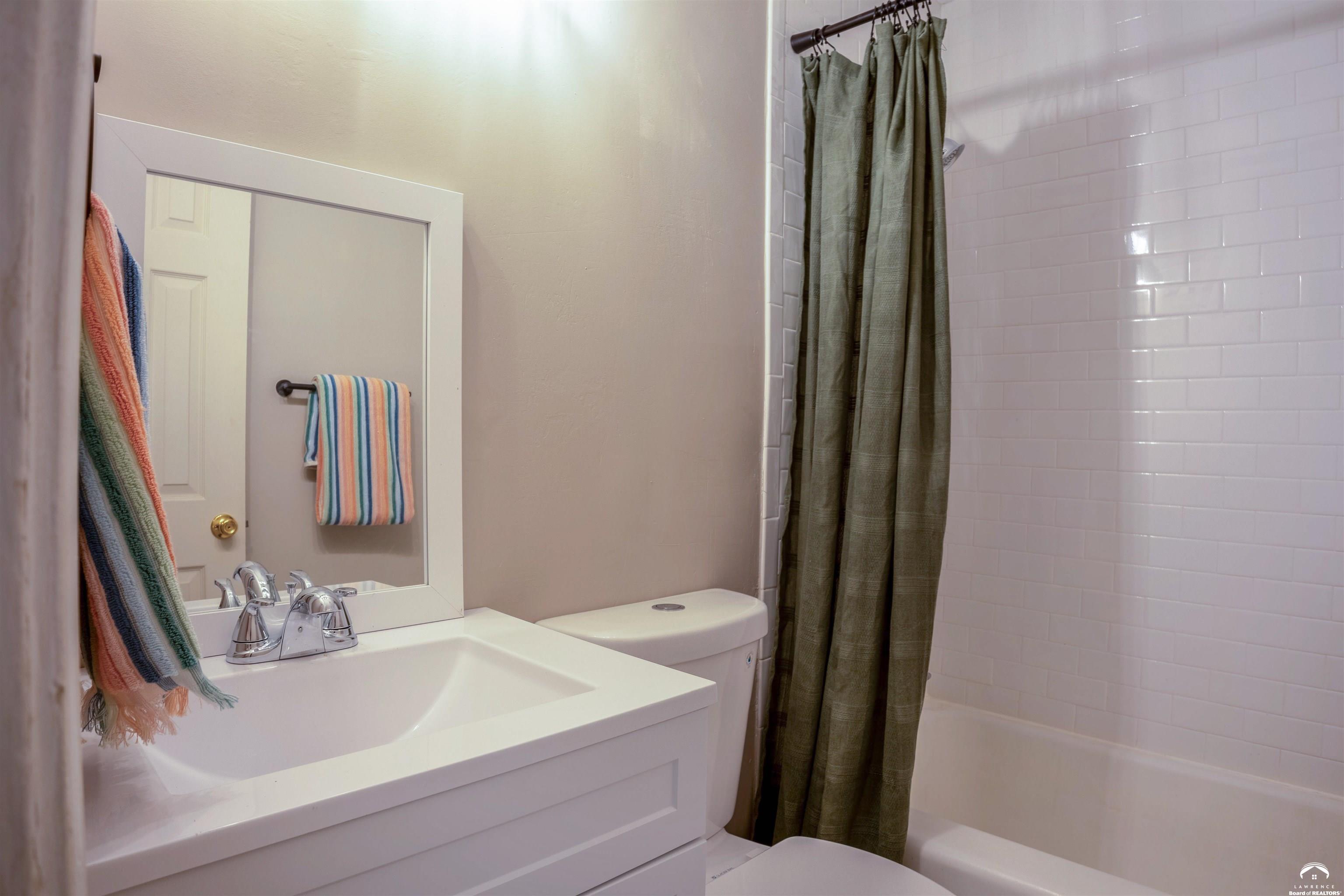 314 Oklahoma Street Lawrence, KS 66046 - Photo 14 of 19