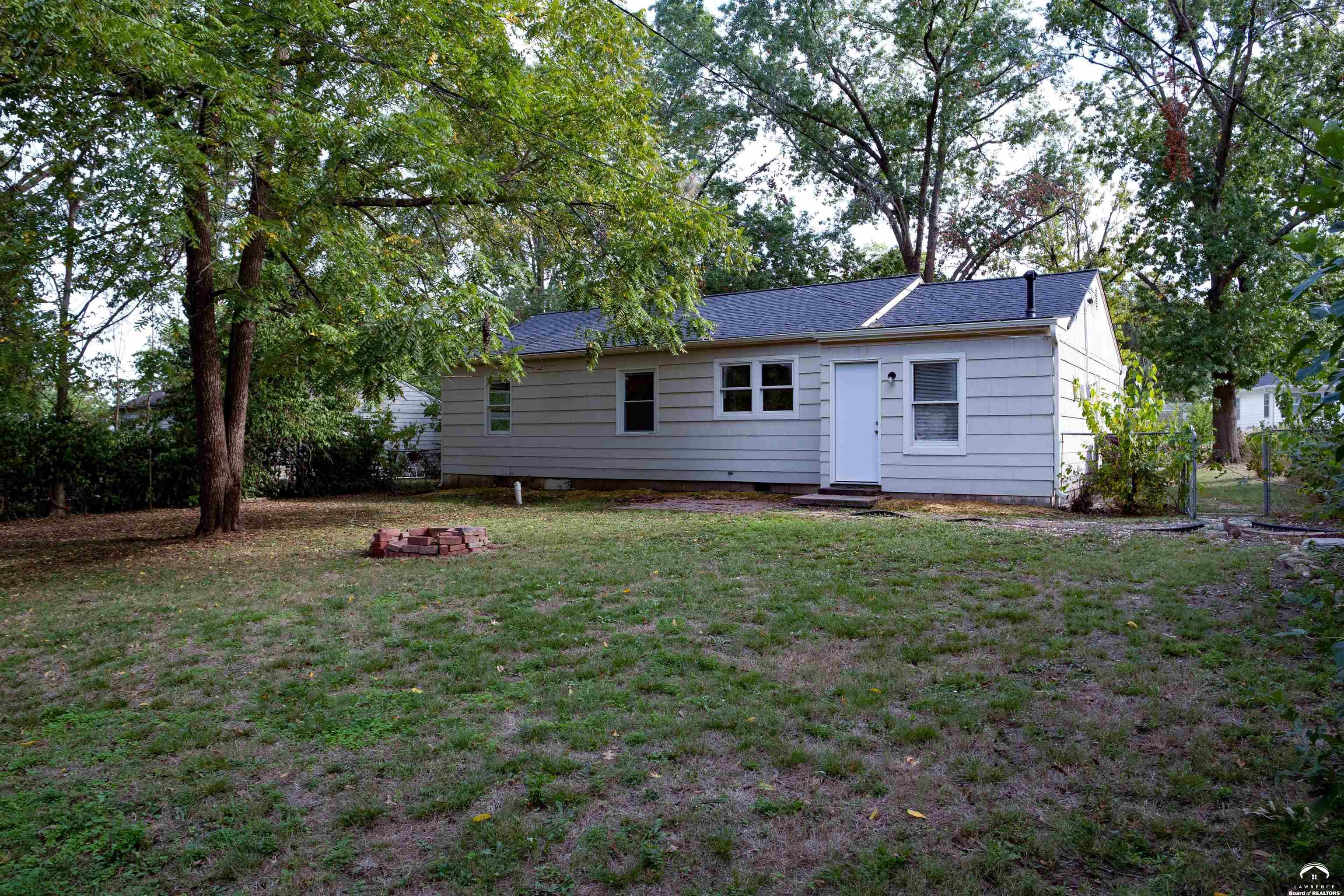 314 Oklahoma Street Lawrence, KS 66046 - Photo 18 of 19
