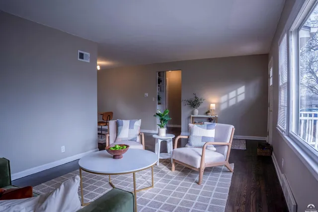 $216,600 | 314 Oklahoma Street, Lawrence, KS 66046