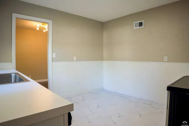 $225,000 | 314 Oklahoma Street, Lawrence, KS 66046